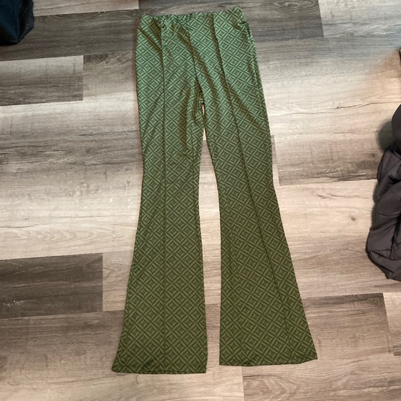 Ardene bootcut leggings - Picture 1 of 4